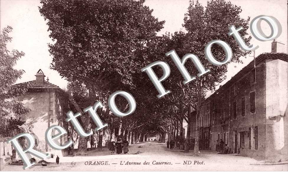 L&#039;avenue des casernes