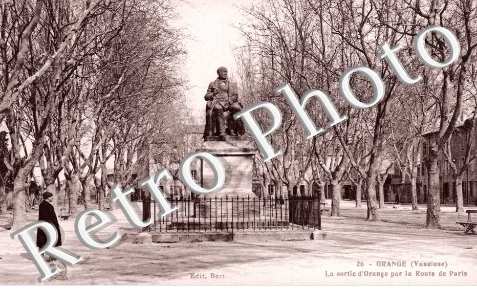 La Sortie d&#039;Orange par la Route de Paris