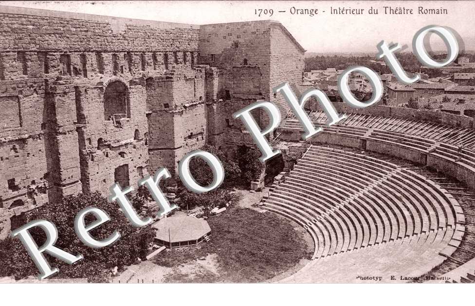 Intérieur du Théâtre Romain