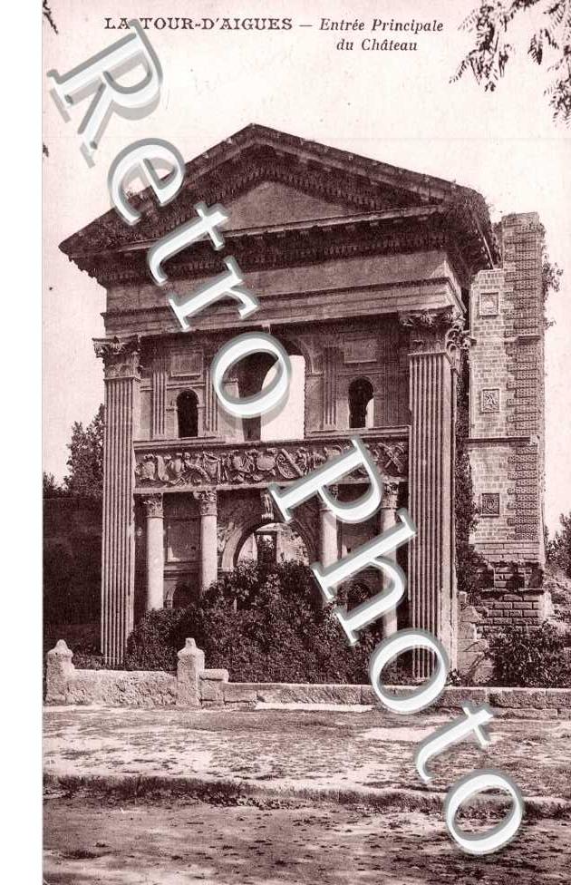 Entree principale du chateau