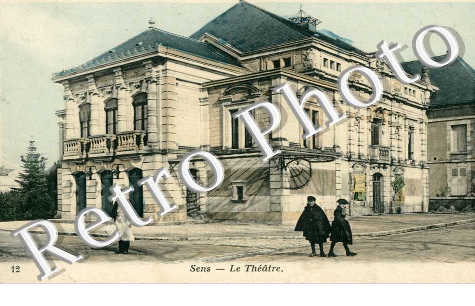 le Theatre