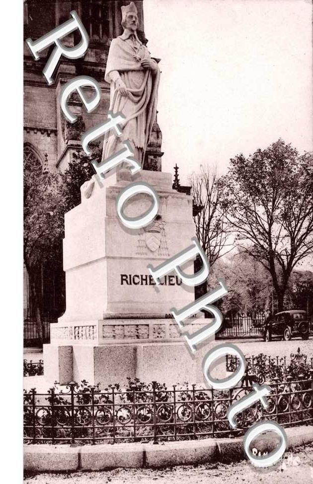 Statue de Richelieu