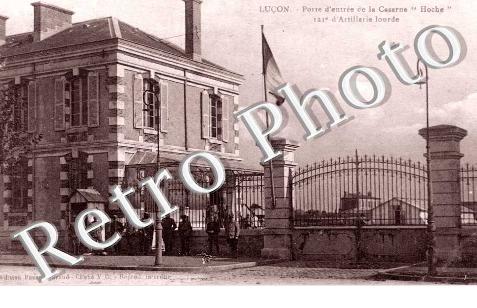 Porte d&#039;Entree de la Caserne Hoche