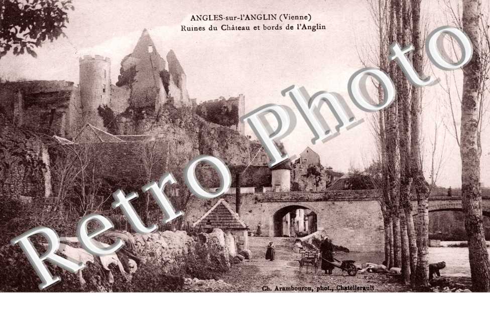 Ruines du Chateau et Bords de l'Anglin