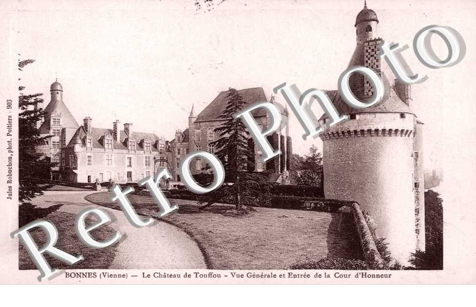 le chateau de Touffou