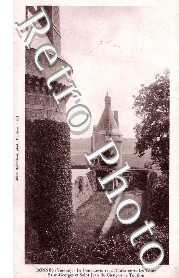 le chateau de Touffou