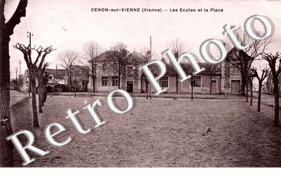 Les ecoles et la place