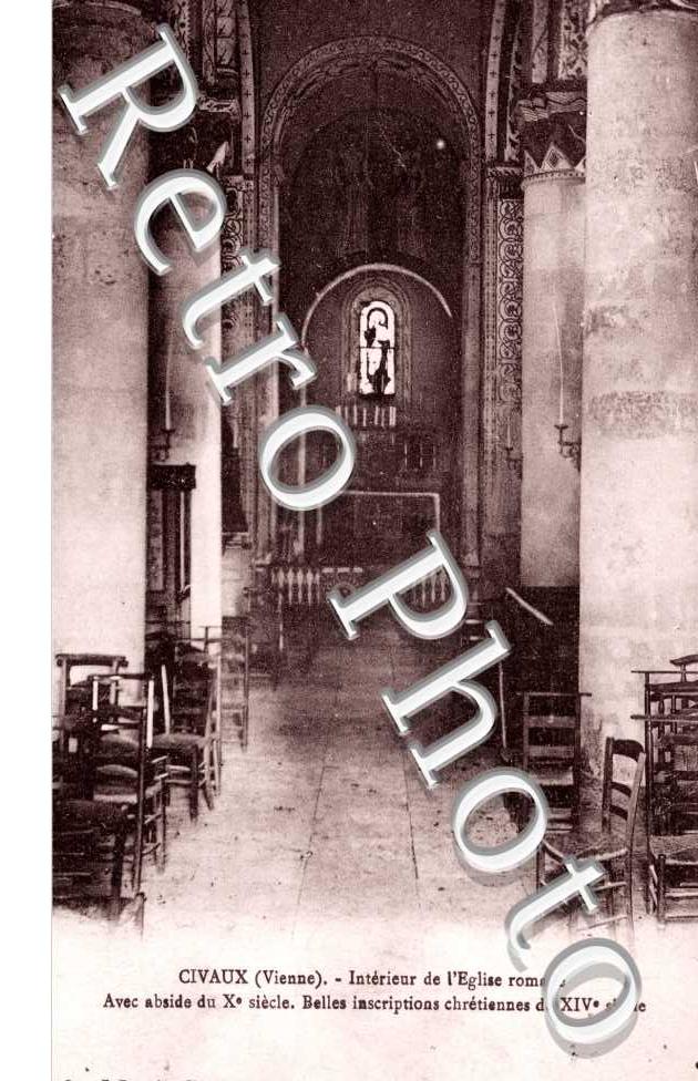 Interieur de l'eglise