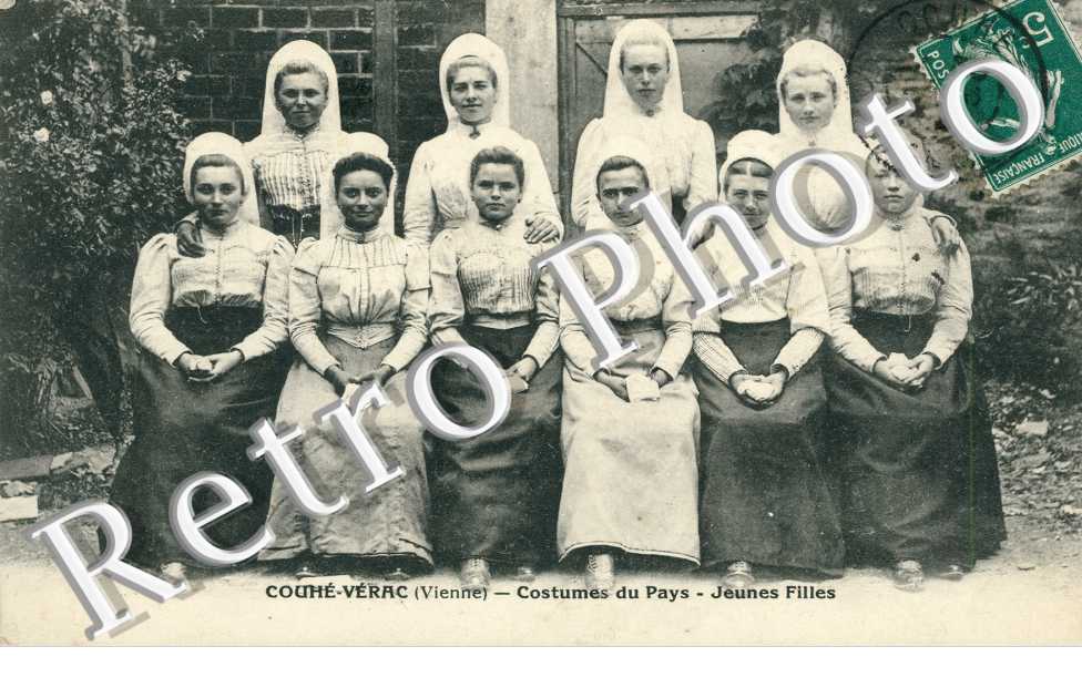 costumes du pays Jeunes filles