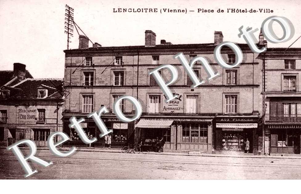 Place de l'Hotel-de-Ville