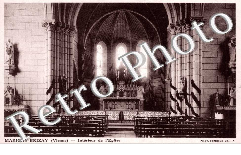 interieur de l'eglise