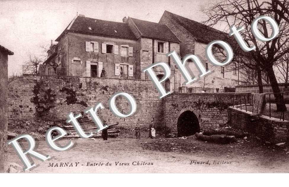 entree du vieux chateau
