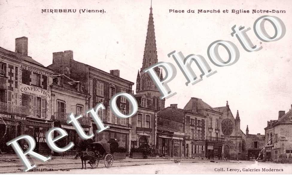 la Place du Marche et l&#039;Eglise Notre-Dame