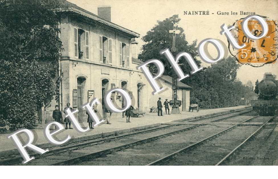 Naintre, Gare les Barres