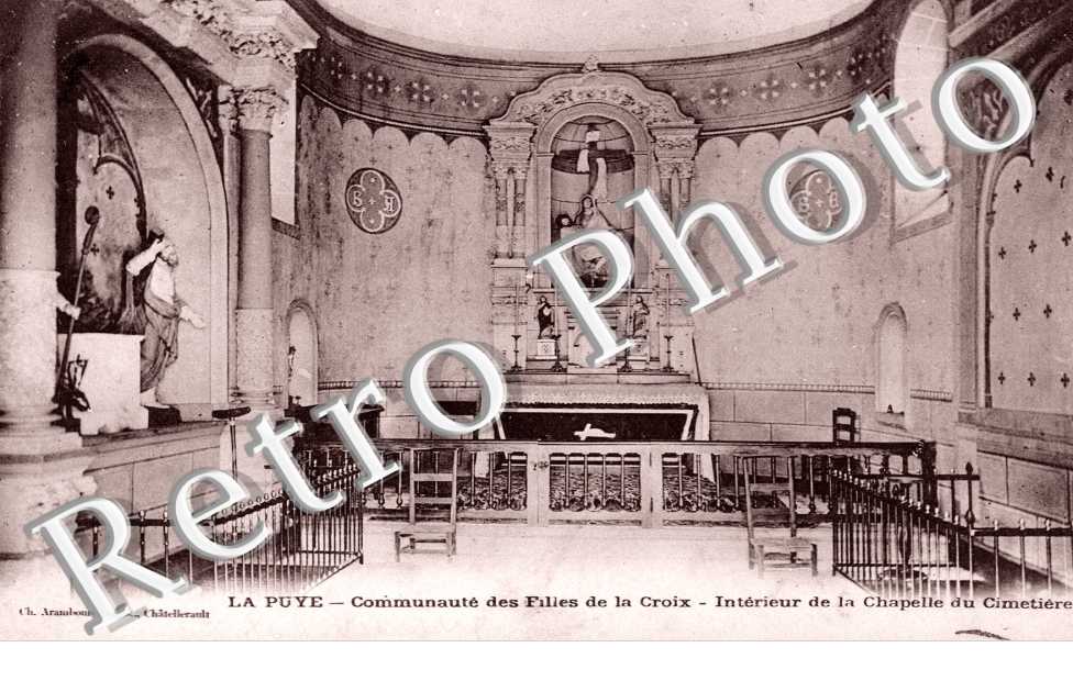 Communaute des filles de la croix - Interieur de la chapelle du cimetiere