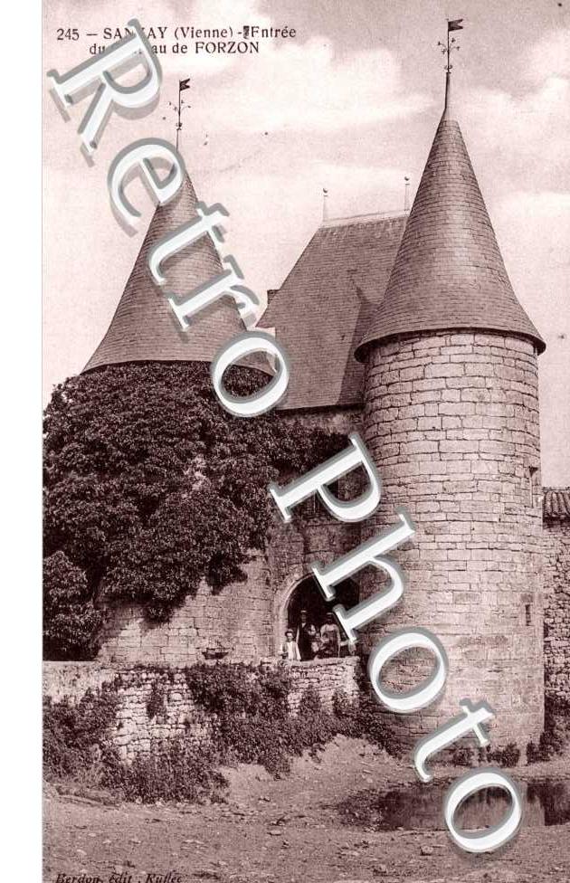 Entre du Chateau de Forzon