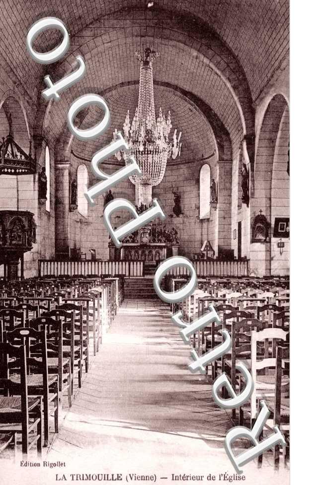 Interieur de l'eglise