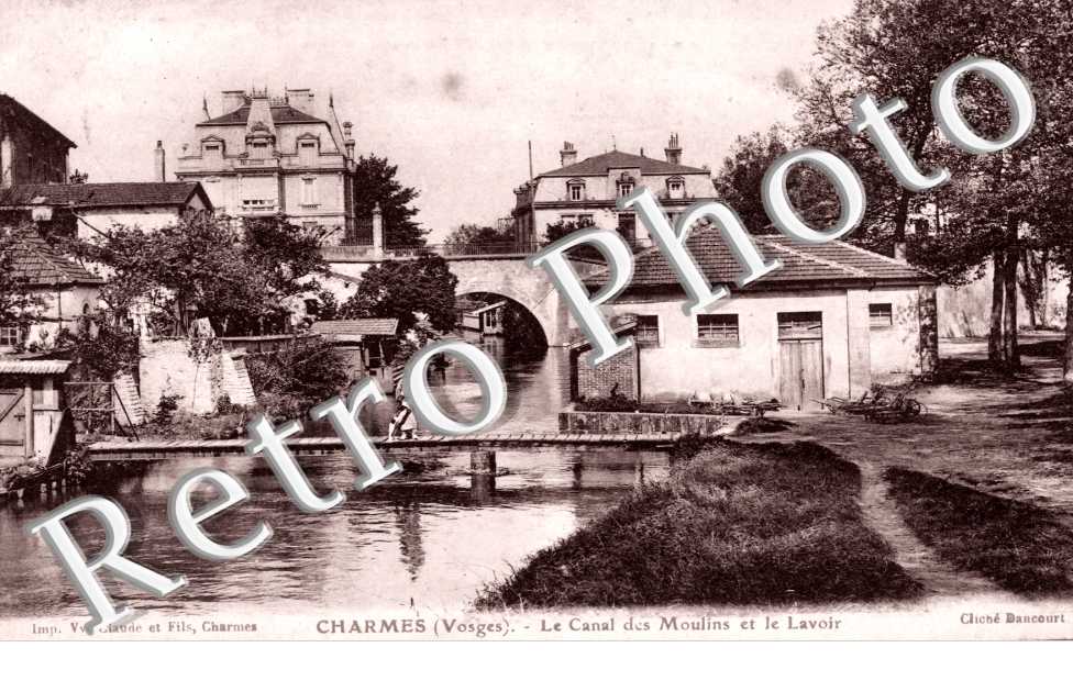Le Canal des Moulins et le Lavoir