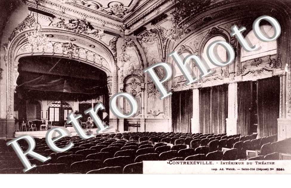 INTERIEUR DU THEATRE