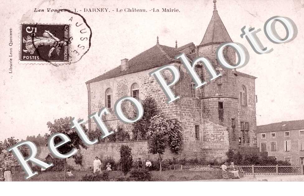 Le chateau et la mairie