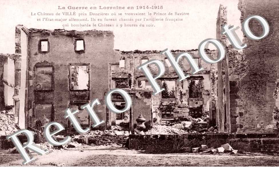 Le Chateau de Ville apres les bombardements