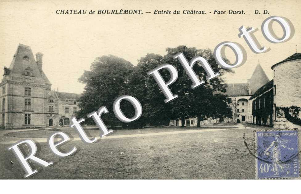 Chateau de Bourlemont - l&#039;Entrée