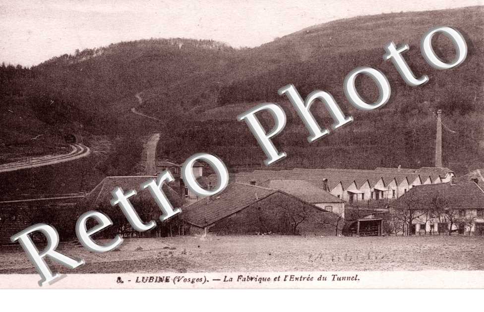 La Fabrique et l&#039;Entree du Tunnel
