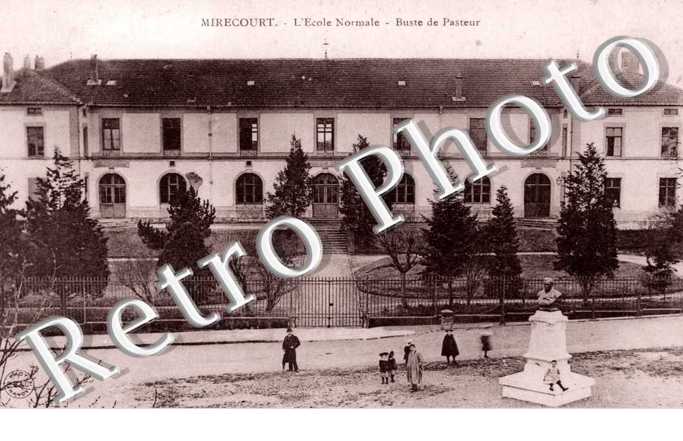 L&#039;Ecole Normale - Buste de Pasteur