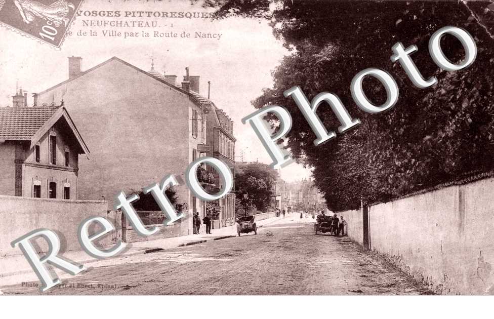 Rue de la ville par la route de Nancy