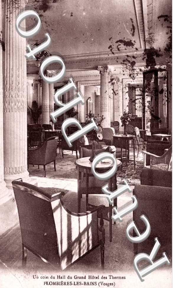 Un coin du hall du Grand Hotel des Thermes