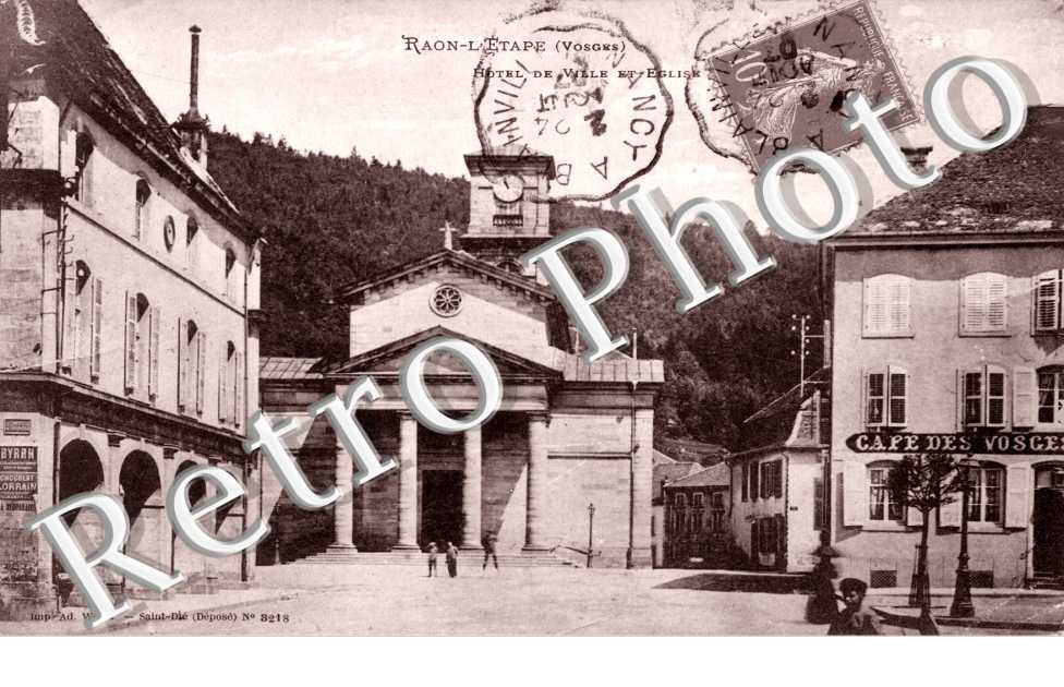 Hotel de Ville et Eglise
