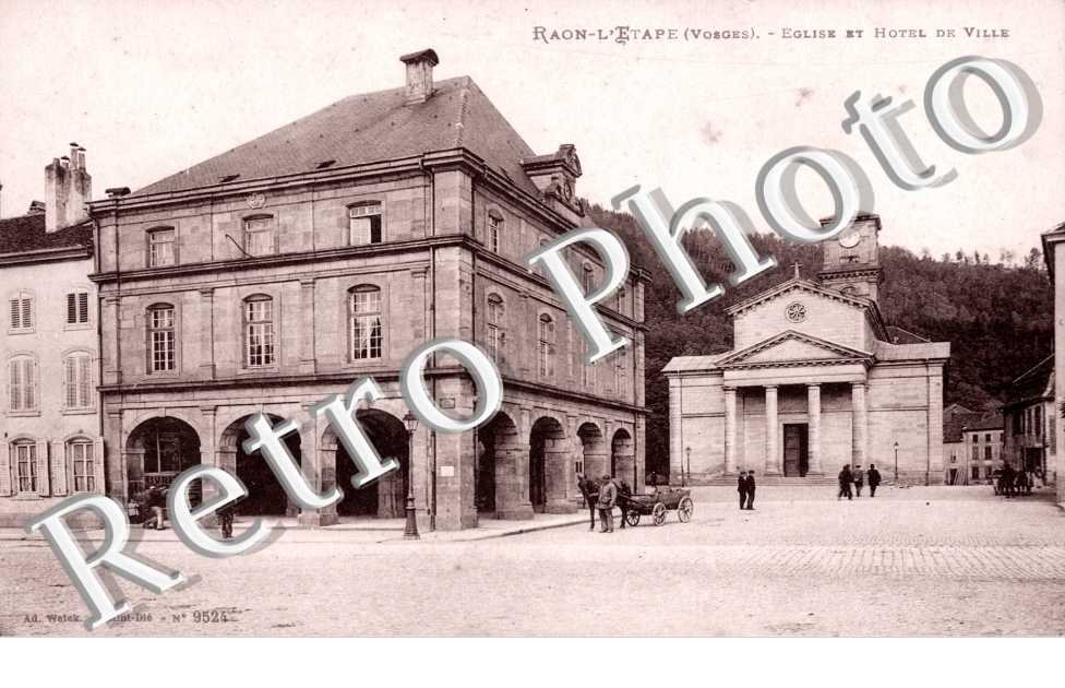 Hotel de ville et l&#039;eglise