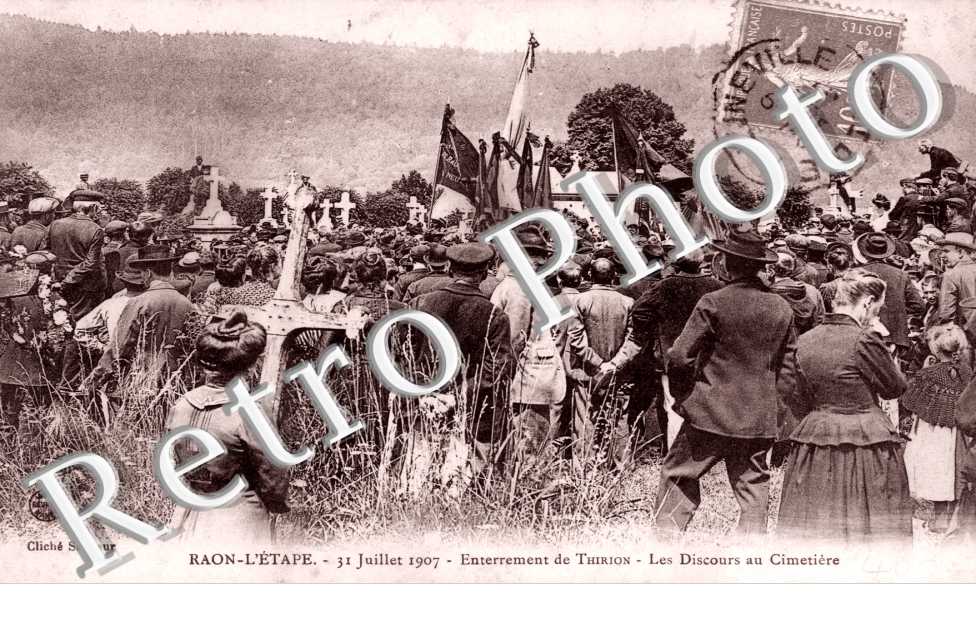 Enterrement de Thirion, les Discours au Cimetiere