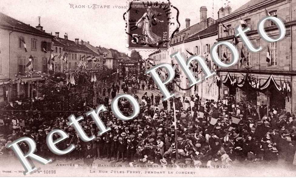 Rue Jules Ferry  Arrivee du 21e bataillon de chasseurs a pied 10 octobre 1913