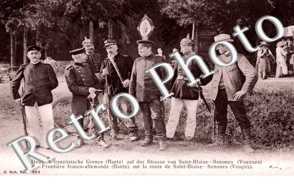 Deustch-franzosische Grenze auf der Strasse von Saint-Blaise