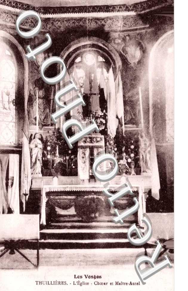 L&#039;eglise - choeur et Maitre Autel