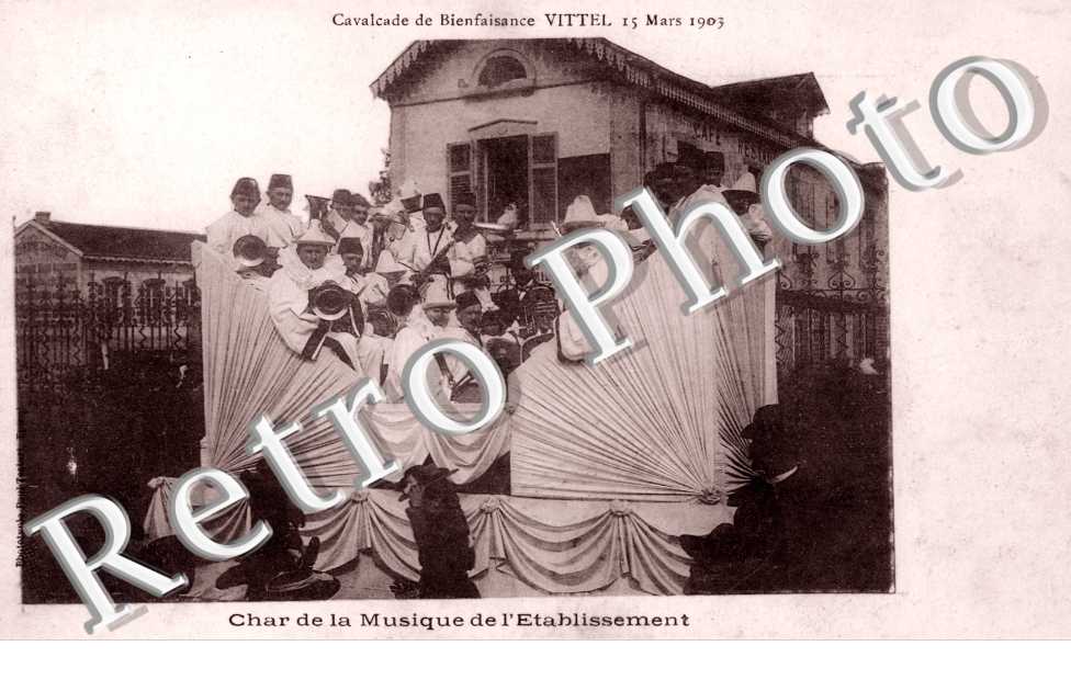 Cavalcade de Bienfaisance 15 mars 1903. Char de la Musique de l&#039;Etablissement