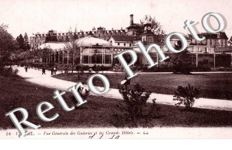 vue generale des galeries et les grands hotels