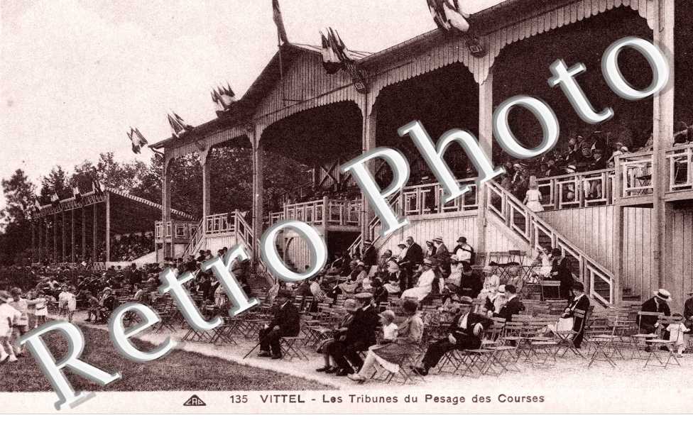 Les Tribunes du passage des Courses