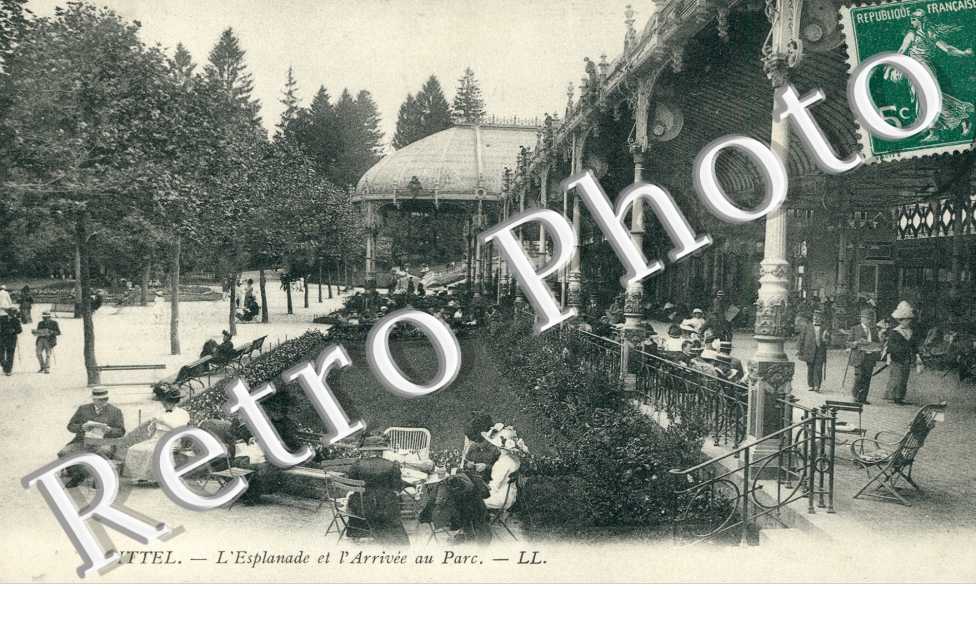 l'esplanade et l'Arrivee du Parc