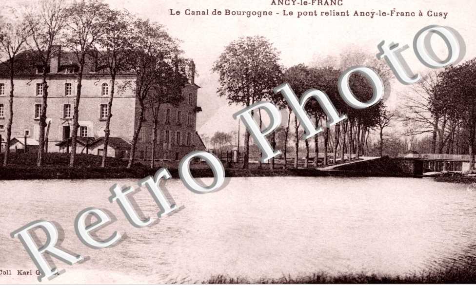 le Canal de Bourgogne, le Pont reliant Ancy-le-Franc a Cusy