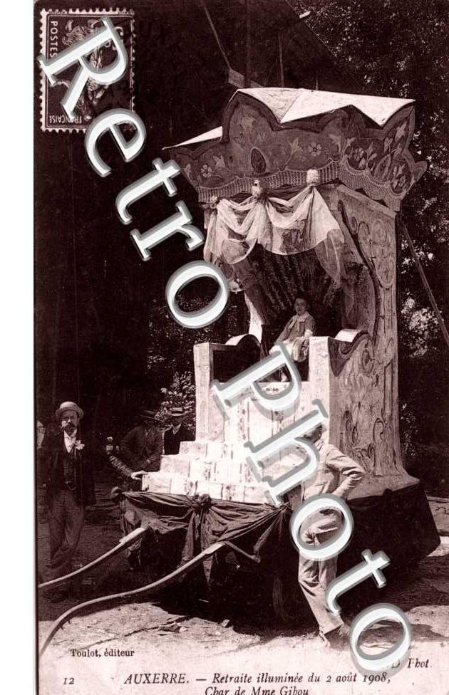 Retraite illuminee du 2 aout 1908, Char de Mme Gibou