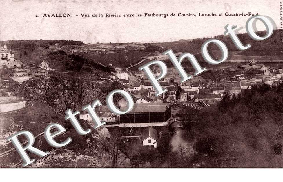 Vue de la Riviere entre les Faubourgs de Cousins, Laroche et Cousin le Pont
