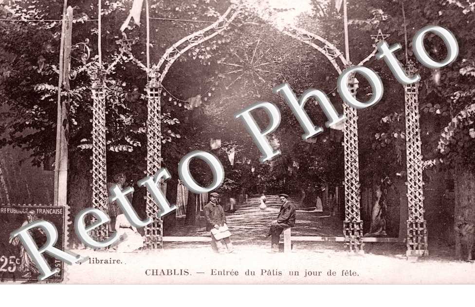 Entree du Patis, un jour de Fete