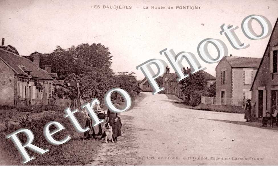 les Baudieres, la Route de Pontigny