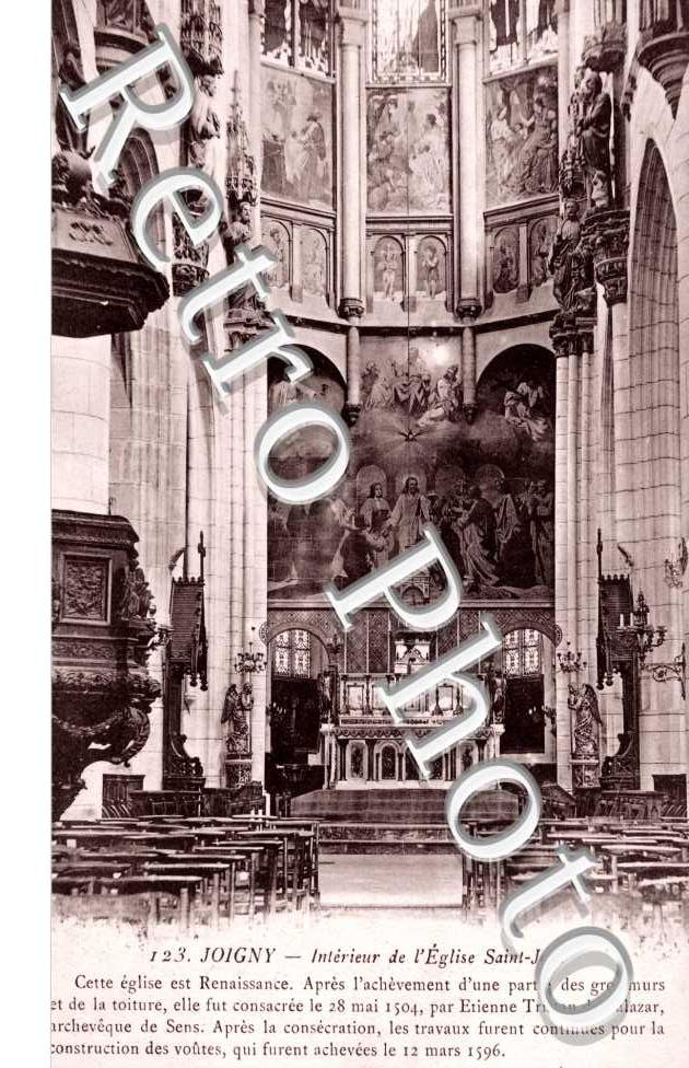 Interieur de l'Eglise Saint Jean
