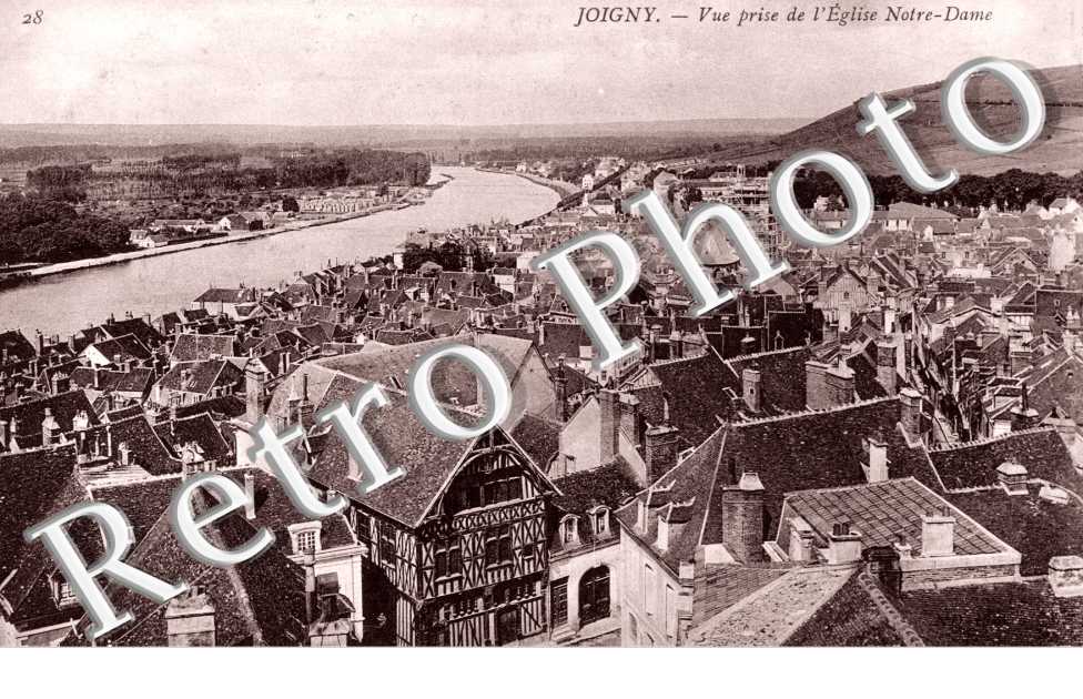 Vue prise de l'Eglise Notre Dame