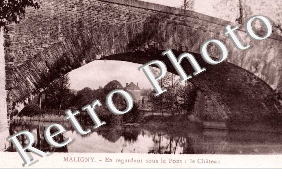 En Regardant  sous le Pont : le Chateau