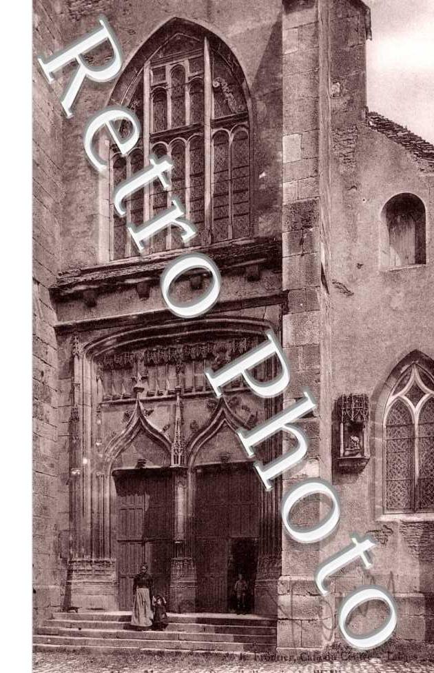 Portail d'entree de l'Eglise