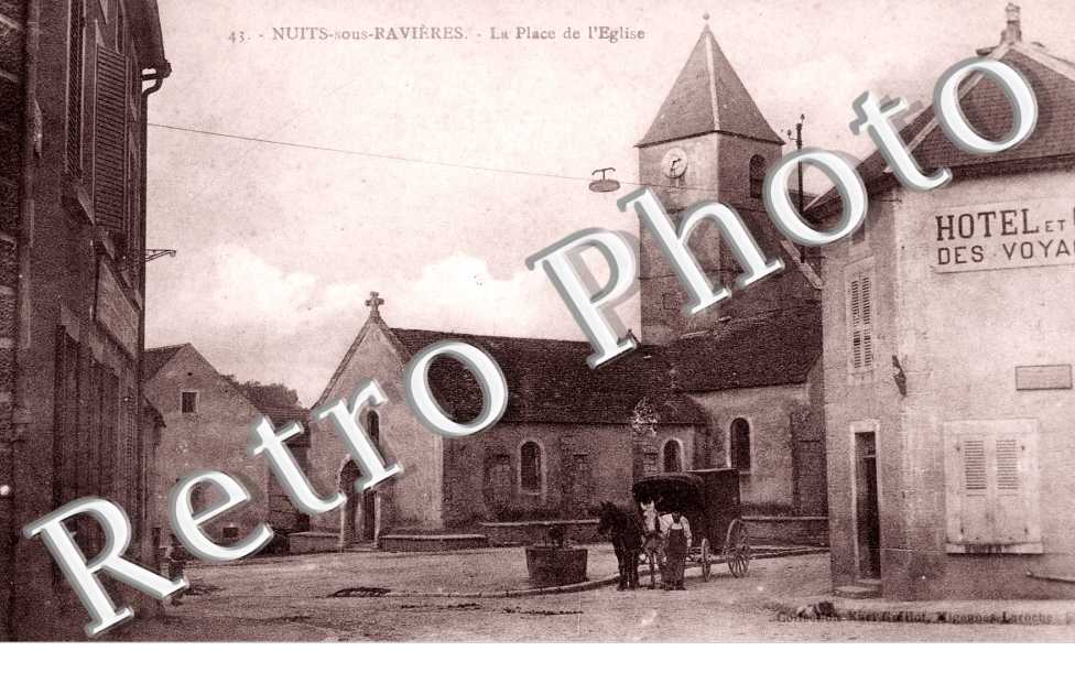 Nuits-sous-Ravieres, la Place de l&#039;Eglise